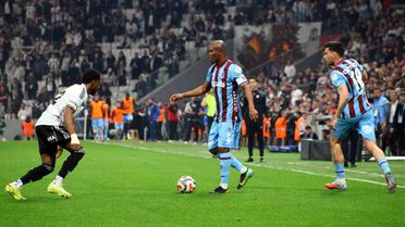 Beşiktaş, Trabzonspor'a 2-1 Yenildi