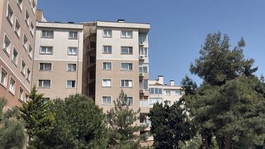 Boşanma Aşamasındaki Eşini Bıçakladı