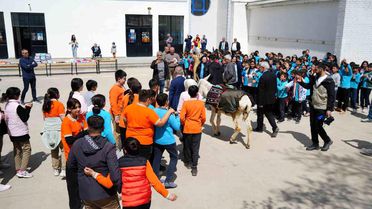 Eşekli Yazar Erzincan'da Öğrencilerle Buluştu