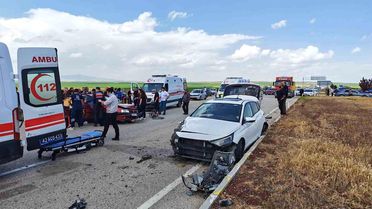 Konya'da Trafik Kazası: 5 Yaralı