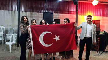 Kemerdamları'nda Anneler Günü Leopar Gecesi