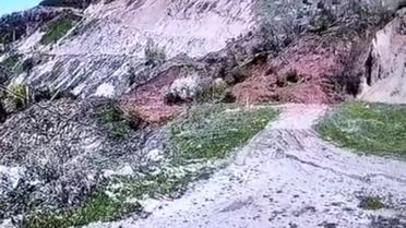 Tokat'ta Toprak Kayması Güvenlik Kamerasında