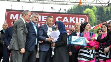 Trabzon'da bahar coşkusu: 31'inci Acısu Hıdrellez Kültür ve Bahar Bayramı Şenliği renkli görüntülere sahne oldu