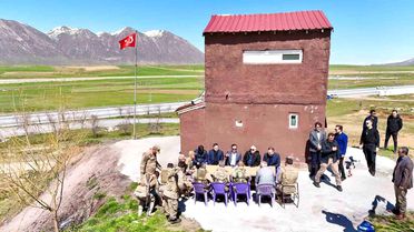 Vali Karakaya, Güvenlik Korucuları ve Hayvan Bakımevi Ziyareti