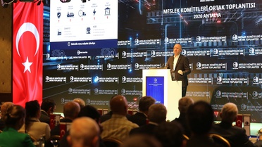 Ardıç: Ekonomi Programı Desteklenmeli