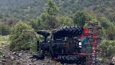 Çorum'da Traktör Devrildi: 1 Yaralı