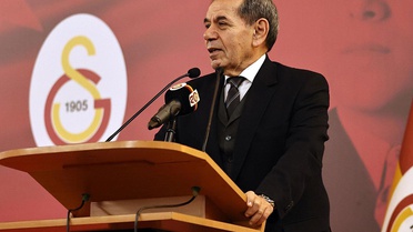 İmzalar atılıyor! Dursun Özbek müjdeyi ''Hizmet etmeye devam edecek'' sözleriyle verdi