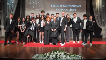 Anabilim’den Genç Sanatçılara Büyük Sahne