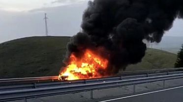 Elazığ'da Otomobil Alev Aldı