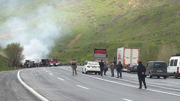 Tatvan'da Tır Kazası: 2 Ölü