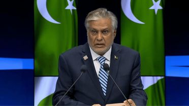Çin ve Pakistan Dışişleri Bakanları Görüştü