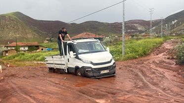 Sungurlu-Çankırı Yolu Taşkın Sonrası Açıldı