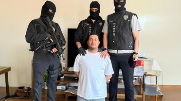MİT ve Narkotik'ten ortak operasyon! Uyuşturucu baronu İstanbul'da yakalandı