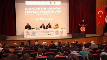 Ahlat'ta Tarih ve Medeniyet Sempozyumu
