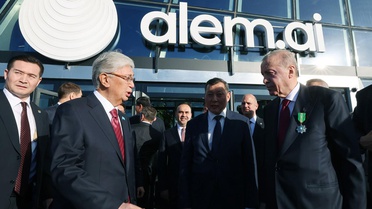 Erdoğan, Kazakistan'da Yapay Zeka Merkezi'ni Ziyaret Etti