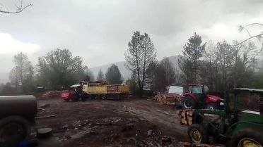Yıldırım Düşmesi Panik Yarattı
