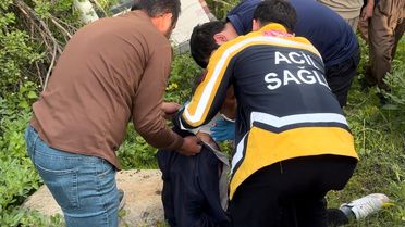 Şemdinli'de Trafik Kazası: 3 Yaralı