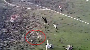Yok böyle maç! Saha ayrı, oynanan futbol ayrı olay