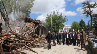 Havza'da Sel Felaketi: Zarar Gideriliyor