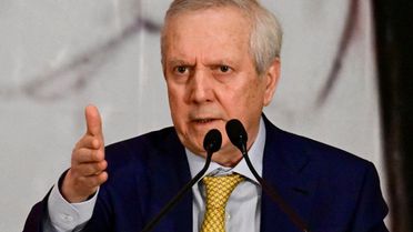 Kadın üyenin sorusuna Aziz Yıldırım'dan olay cevap: Savaşa gidiyoruz savaşa!