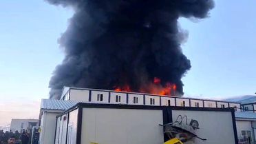 Kahramanmaraş'ta şantiyede yangın: 1 ölü, 7 yaralı