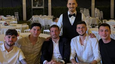 Mert Hakan Yandaş, cezaevindeki koğuş arkadaşının düğününe katıldı! Masadaki detaya dikkat