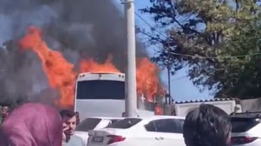 Viranşehir'de Tur Otobüsü Yangını