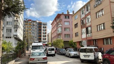Eskişehir'de Yangın: Mahsur Kalan Kadın Kurtarıldı