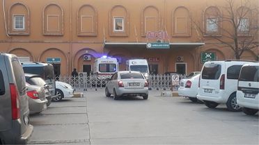 2 Yaşındaki Çocuk Otomobilin Altında Kaldı