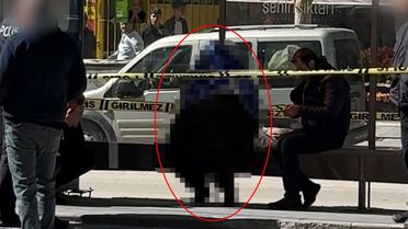 Ekmek almaya çıktı, durakta oturur vaziyette ölü bulundu