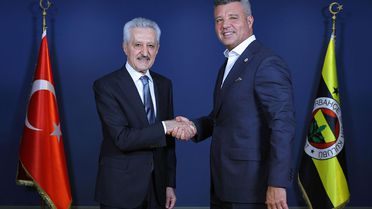 Fenerbahçe'de Mehmet Ali Aydınlar sürprizi: İmzalar atıldı