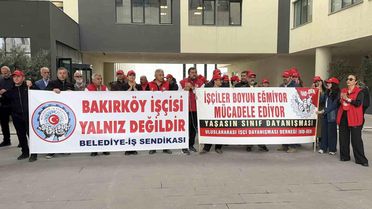 Bakırköy Belediyesi önünde 'işten çıkarma' tepkisi