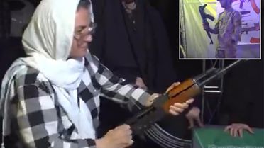 İran’da savaş alarmı! Sivillere AK-47 eğitimi veriliyor