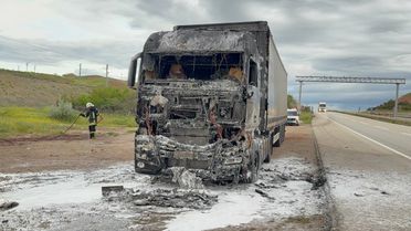 Kırıkkale'de TIR'da Yangın Çıktı