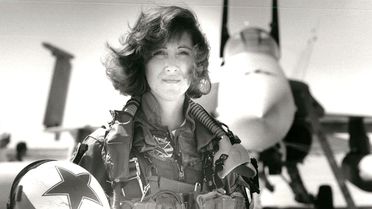 Tammie Jo Shults'un Uçuş Hikayesi
