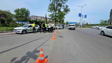 Zonguldak'ta Yük Treni Polis Otosuna Çarptı