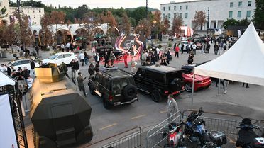 Arnavutluk'ta Otomobil Fuarı Heyecanı
