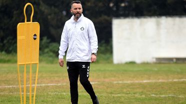 Altay'da Teknik Direktör Karagöz Gelecek Planları Yapıyor