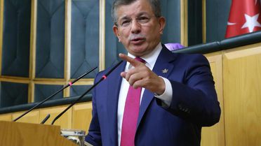 Davutoğlu: Alınan mutlak butlan kararının siyaseti dizayn etme çabası olduğu açıktır