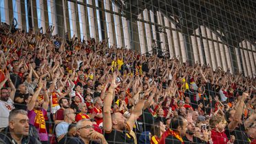 Göztepe Taraftar Zirvesinde