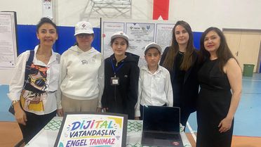 Özel eğitim öğrencilerinden TÜBİTAK 4006’da dijital vatandaşlık projesi