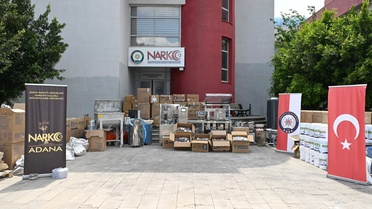 Adana'da Sentetik Ecza Operasyonu: 30 Gözaltı, 22 Tutuklama