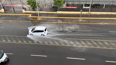 Diyarbakır'da Sağanak Yağış Hayatı Olumsuz Etkiledi