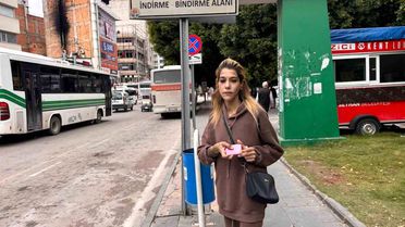 Adana'da ulaşım fiyatlarına tepki: 'Dört kişilik aile yolculuk edemez hale geldi'