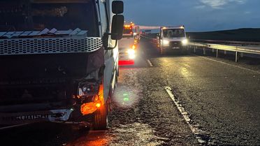 Kars'ta Trafik Kazası: 3 Yaralı