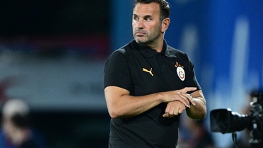 Okan Buruk Acun Ilıcalı'yı tebrik etti, Galatasaray taraftarı çıldırdı