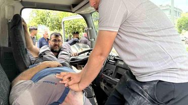 Trafikte tartışma ölüm getirdi: Kalp krizi geçiren sürücü hayatını kaybetti