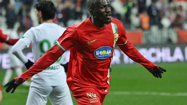 Amedspor'da harikalar yaratan Felix Afena-Gyan'a Süper Lig'den talip