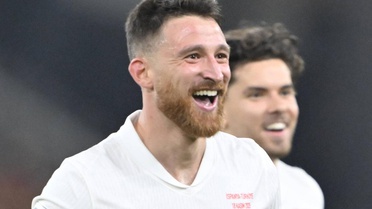 Borussia Dortmund Salih Özcan'a veda etti