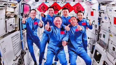 Çin'in Shenzhou-23 Misyonu Başarılı